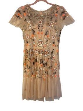 Gianni Bini Beige Floral Sequin Midi Dress embellished tulle sequins Size 4